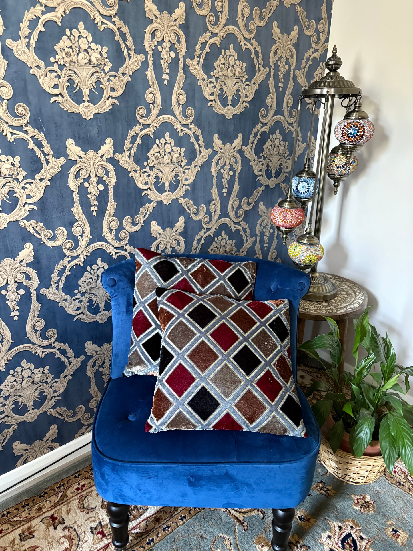 Checker Pattern Velvet Cushion Cover Maroon